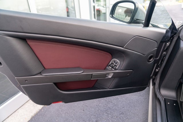 2014 Aston Martin V8 Vantage 2dr Cpe