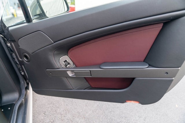 2014 Aston Martin V8 Vantage 2dr Cpe