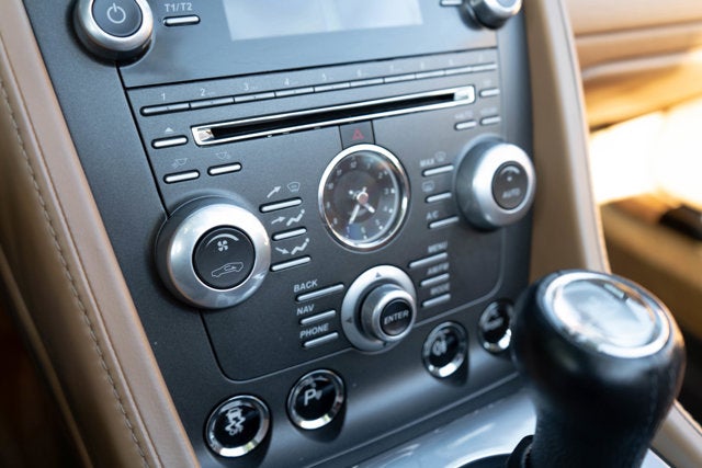 2015 Aston Martin V8 Vantage Roadster 2dr Conv