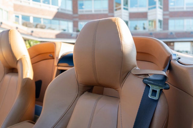 2015 Aston Martin V8 Vantage Roadster 2dr Conv