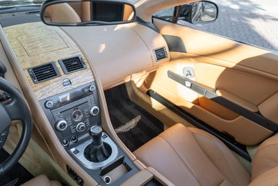 2015 Aston Martin V8 Vantage Roadster 2dr Conv