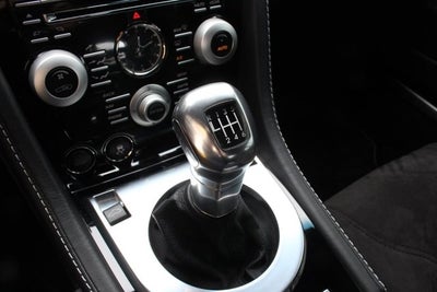 2011 Aston Martin V12 Vantage Carbon Black Editon