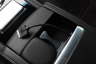 2011 Aston Martin V12 Vantage Carbon Black Editon