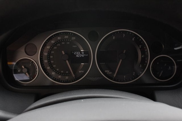 2011 Aston Martin V12 Vantage Carbon Black Editon