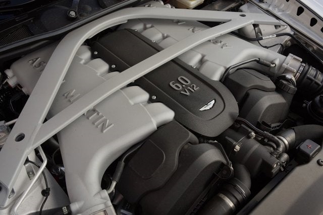 2013 Aston Martin DB9 Coupe