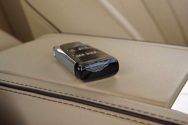 2013 Aston Martin DB9 Coupe