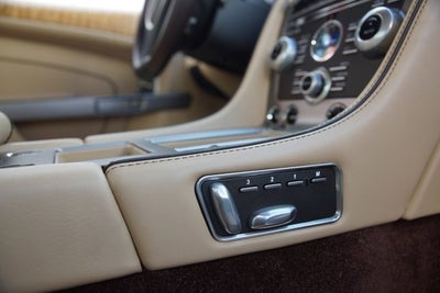 2013 Aston Martin DB9 Coupe