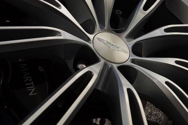 2013 Aston Martin DB9 Coupe