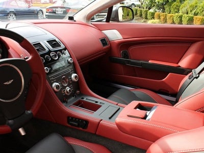 2010 Aston Martin V8 Vantage 2dr Cpe Sportshift