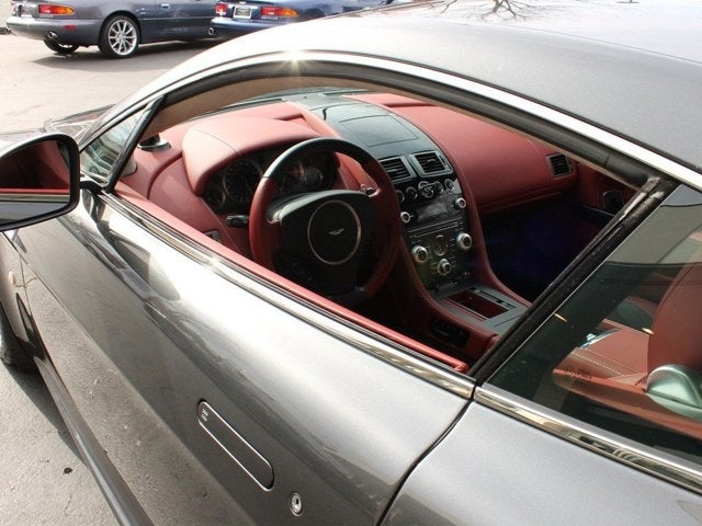 2010 Aston Martin V8 Vantage 2dr Cpe Sportshift