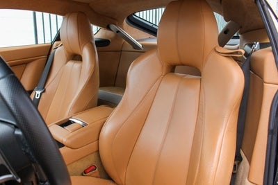 2012 Aston Martin V8 Vantage 2dr Cpe Sportshift