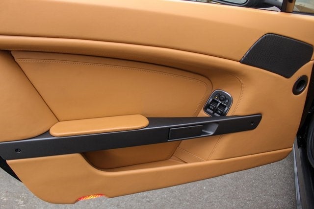 2012 Aston Martin V8 Vantage 2dr Cpe Sportshift