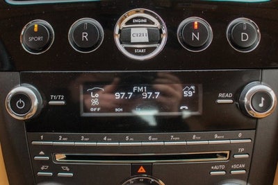 2012 Aston Martin V8 Vantage 2dr Cpe Sportshift