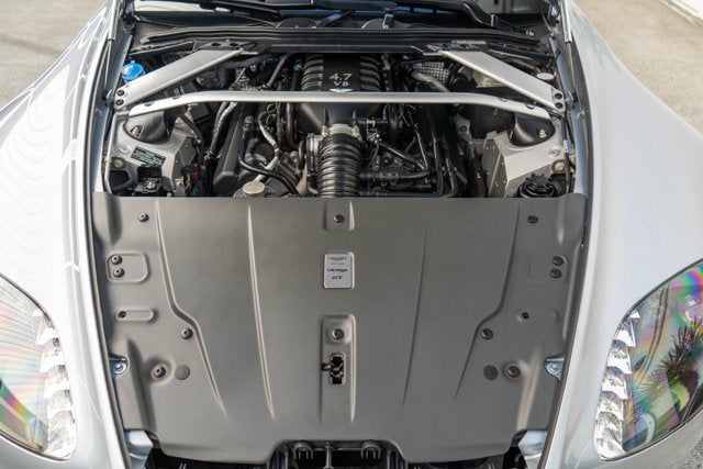 2015 Aston Martin V8 Vantage Roadster GT