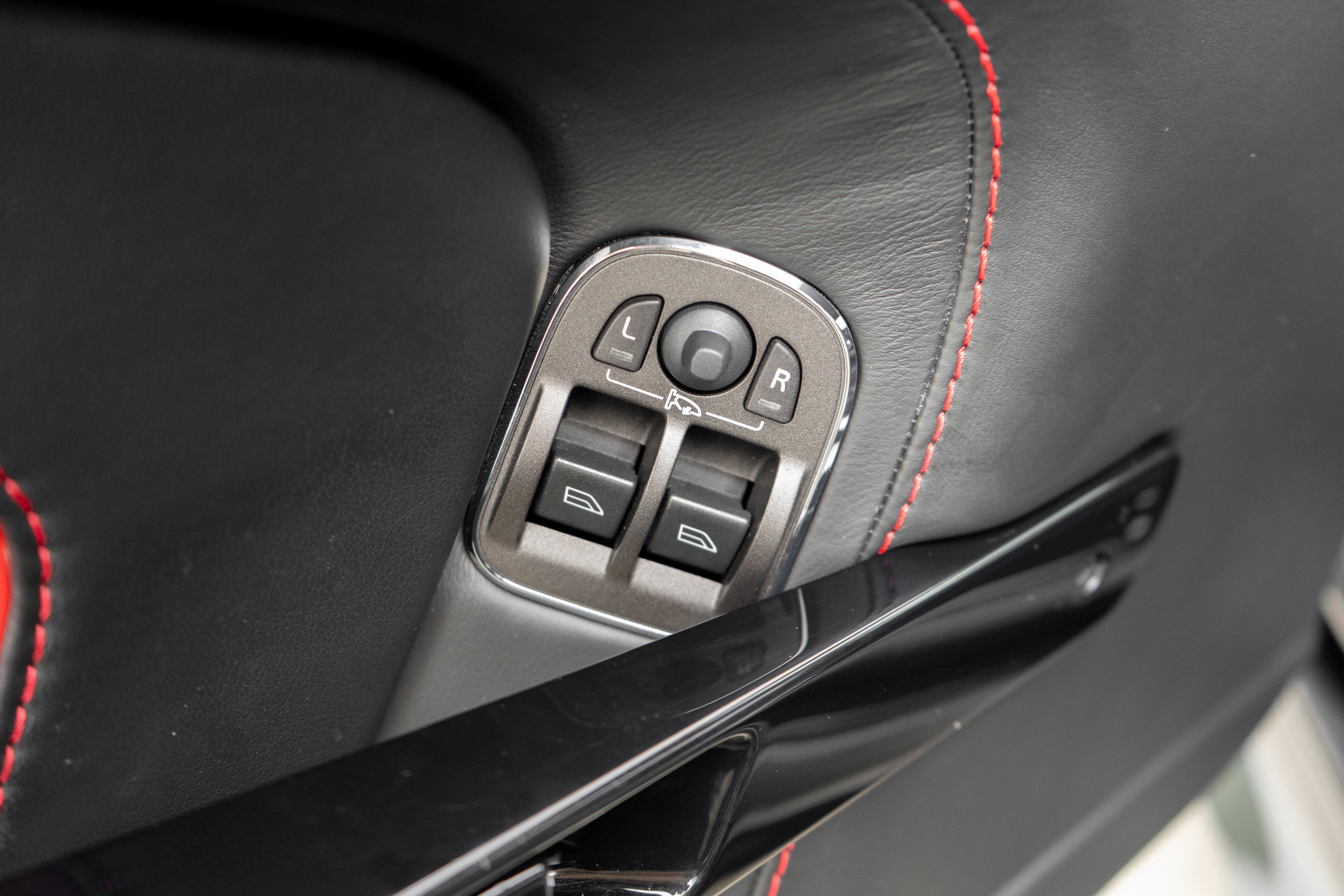 2015 Aston Martin V12 Vantage S