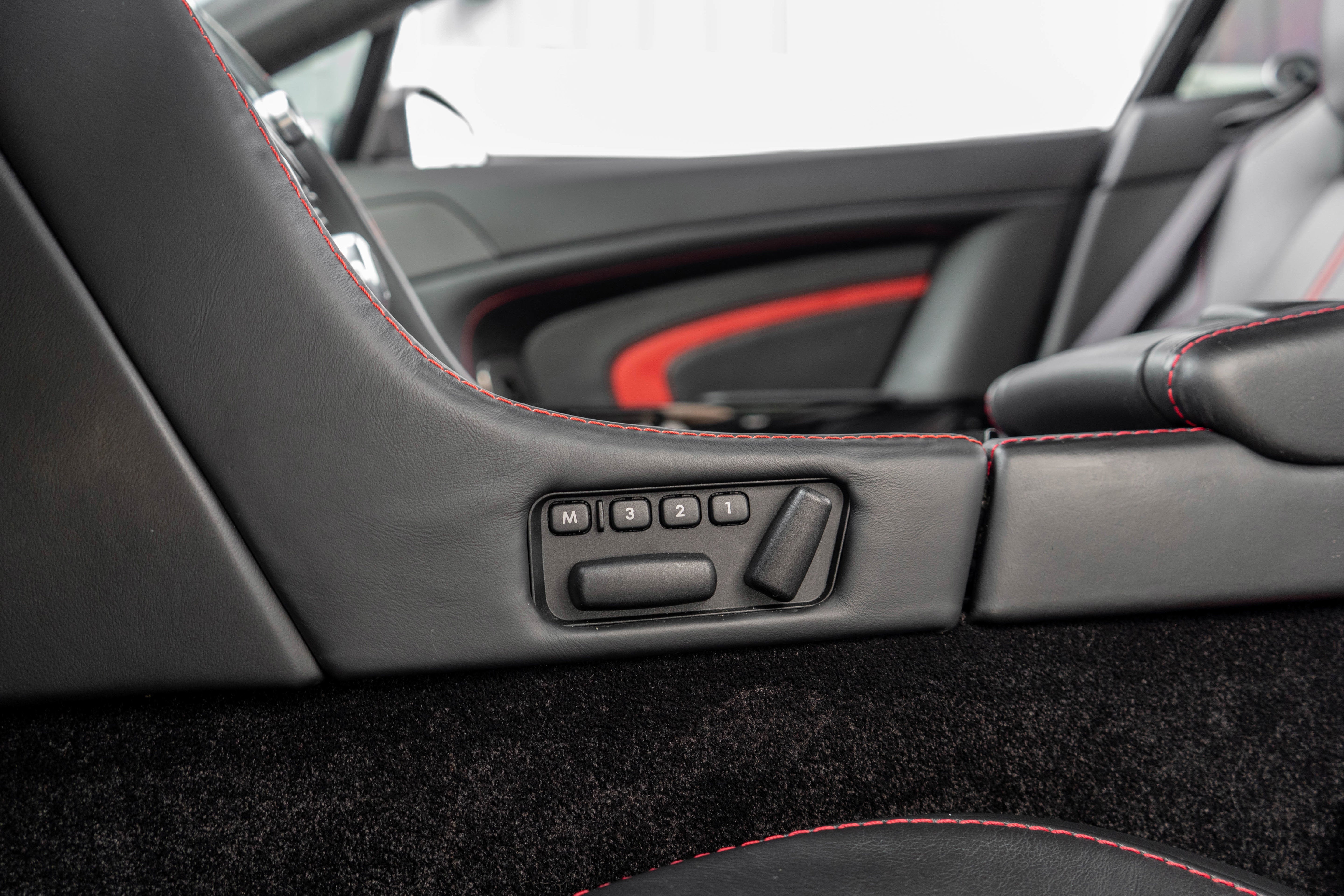 2015 Aston Martin V12 Vantage S