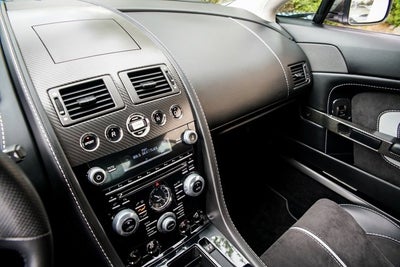 2015 Aston Martin V12 Vantage S Coupe