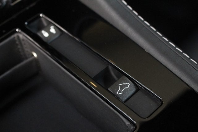 2015 Aston Martin V12 Vantage S Roadster