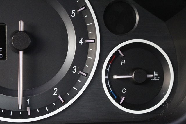 2015 Aston Martin V12 Vantage S Roadster