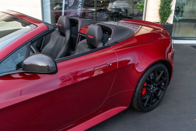 2017 Aston Martin V12 Vantage S Roadster