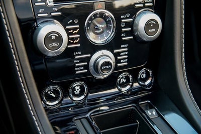 2015 Aston Martin V12 Vantage S Volante