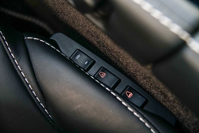 2015 Aston Martin V12 Vantage S Volante