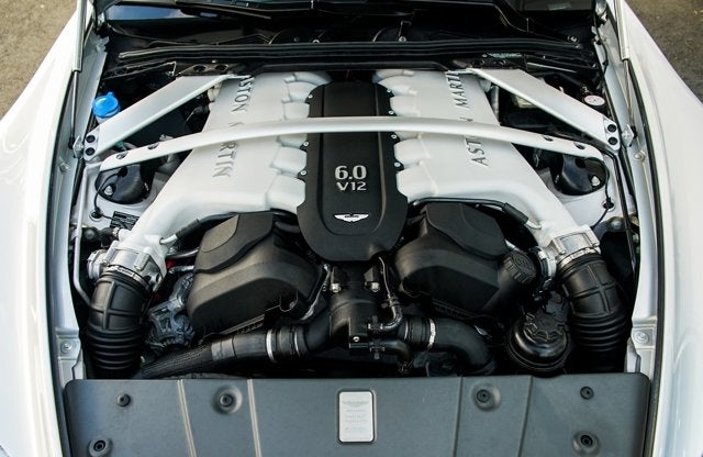 2015 Aston Martin V12 Vantage S Volante