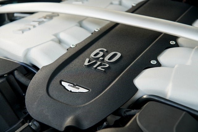 2015 Aston Martin V12 Vantage S Volante