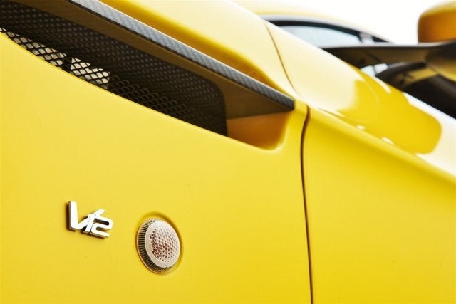 2015 Aston Martin V12 Vantage S Roadster