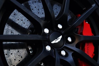 2017 Aston Martin V12 Vantage S Coupe