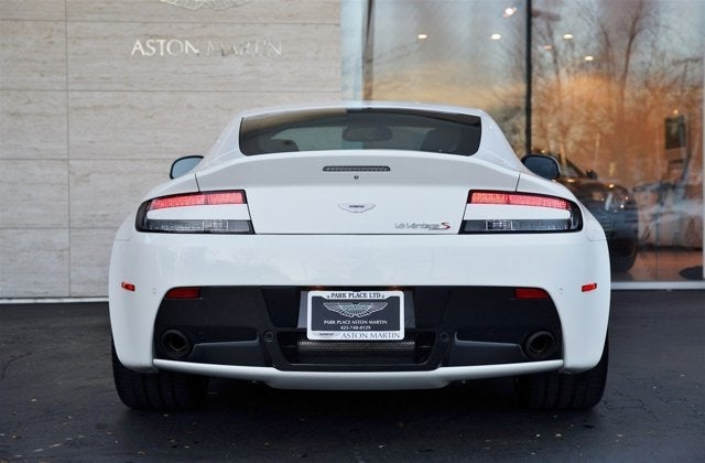 2017 Aston Martin V12 Vantage S Coupe