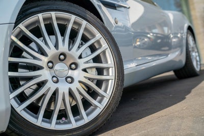 2011 Aston Martin DB9 Sport