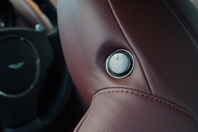 2011 Aston Martin DB9 Coupe