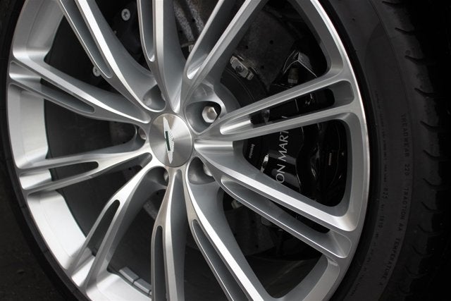 2014 Aston Martin DB9 2dr Cpe Auto