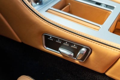 2015 Aston Martin DB9 2dr Cpe Auto