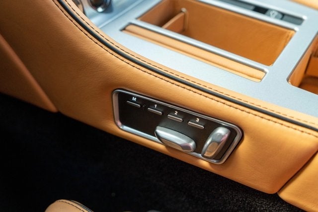 2015 Aston Martin DB9 2dr Cpe Auto