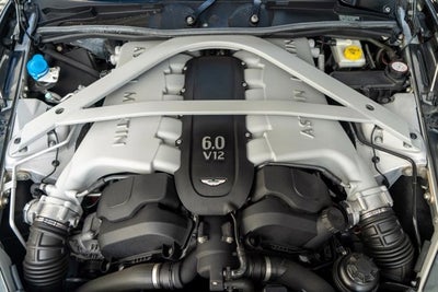 2015 Aston Martin DB9 2dr Cpe Auto