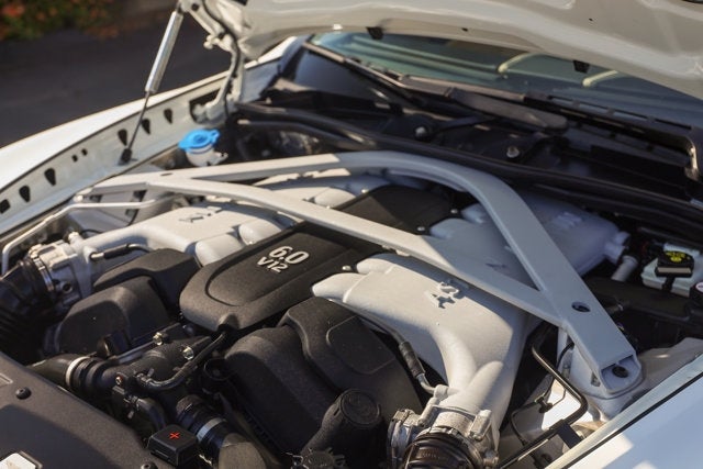 2016 Aston Martin DB9 GT