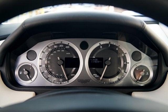 2015 Aston Martin DB9 Coupe