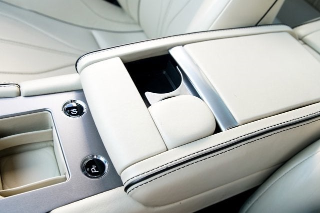 2015 Aston Martin DB9 Coupe