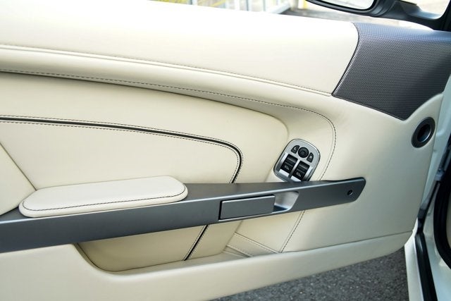 2015 Aston Martin DB9 Coupe