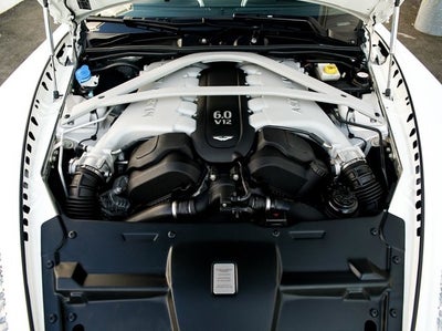 2015 Aston Martin DB9 Coupe