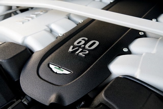 2015 Aston Martin DB9 Coupe