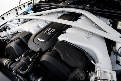 2015 Aston Martin DB9 Coupe