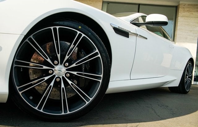 2015 Aston Martin DB9 Coupe