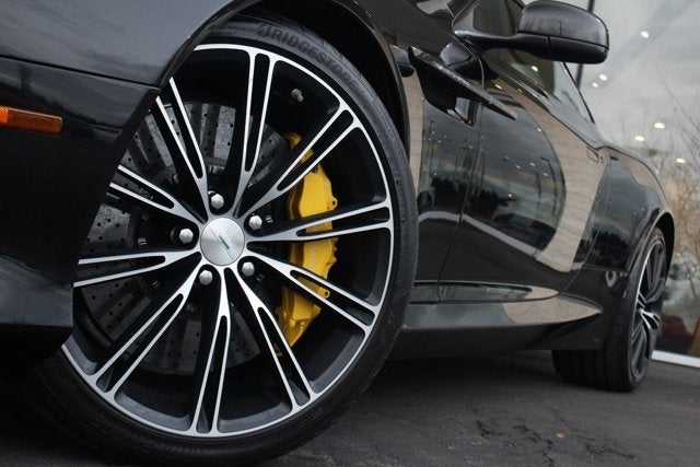 2015 Aston Martin DB9 Coupe 'Carbon Edition'