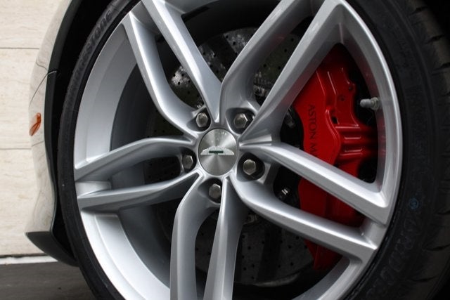 2015 Aston Martin DB9 Coupe