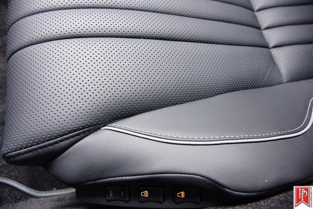 2016 Aston Martin DB9 GT