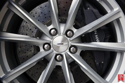 2016 Aston Martin DB9 GT