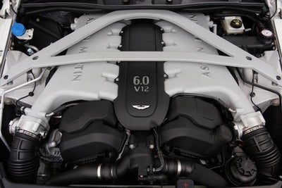 2015 Aston Martin DB9 Carbon Edition